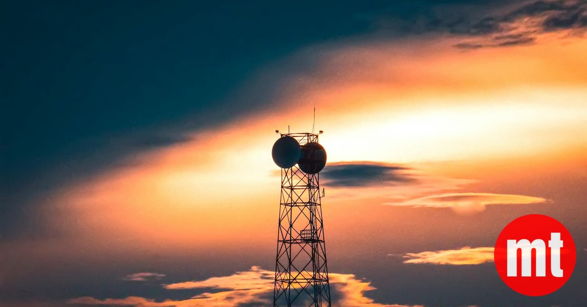 AI telecom customer service analysis