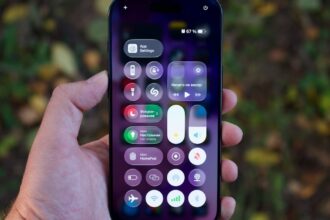 Apple Siri AI Features Unveils 15-Year Redesign Across 12M iPhones | The Mobile Times