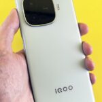 Vivo X300 Ultra Review Beats Rivals With 200MP Zoom Camera | The Mobile Times