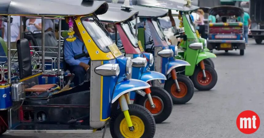 MeitY Removes E-Rickshaw Apps, Warns Google and Apple Over 7 Battery Tools | The Mobile Times