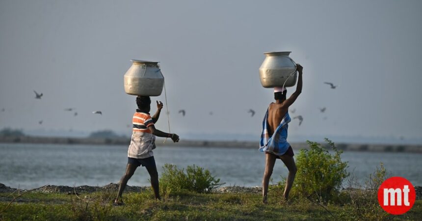 India's Tariff Wars Surge: Why Recharge Costs Hit 3-Year High | The Mobile Times