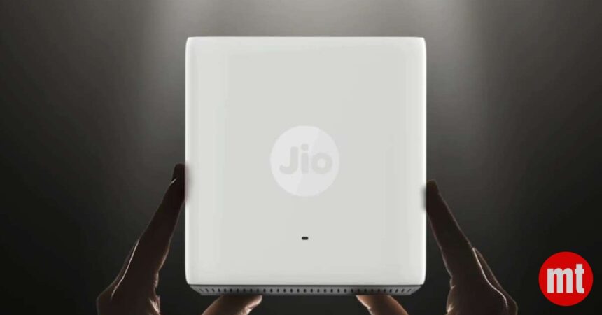 Jio Launches the Wi-Fi Router Covering 1,500 Sq Ft for Broadband Users | The Mobile Times