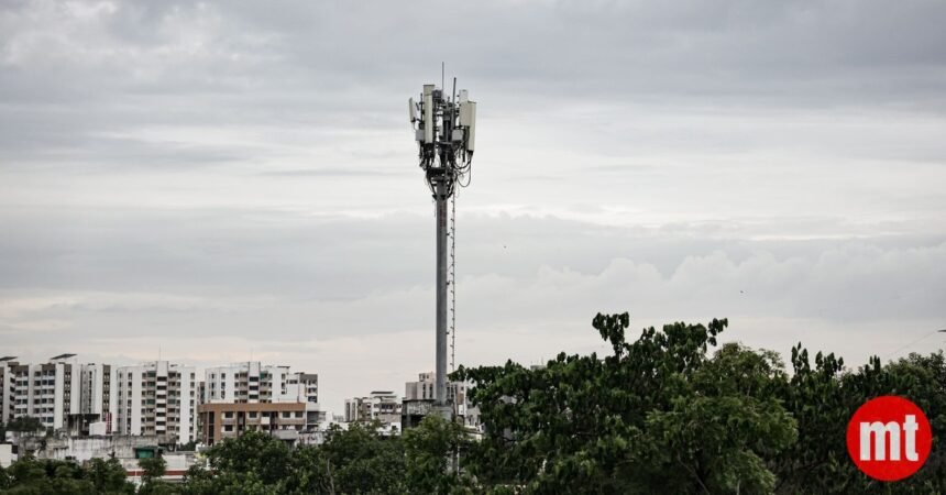 Telecom Consolidation Dominates as Jio, Airtel Split Rs 245 ARPU War | The Mobile Times
