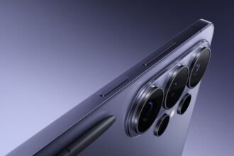 Samsung Galaxy S26 Ultra rear cameras and S Pen